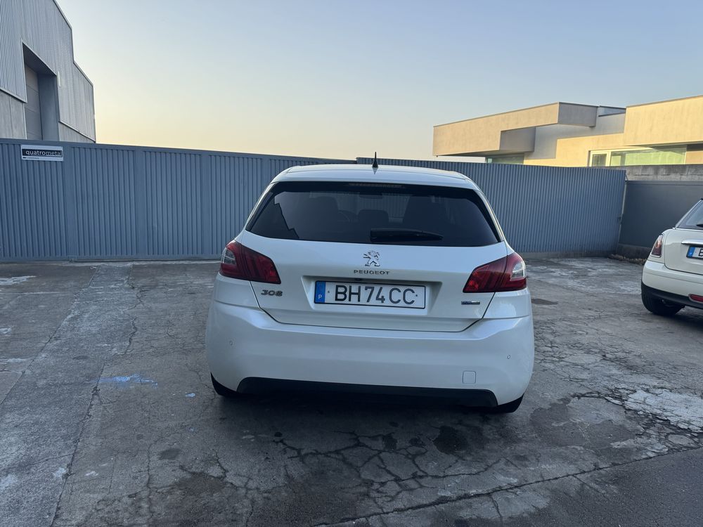 Peugeot 308 1.2THP 130cv 2016 Allure Full extras