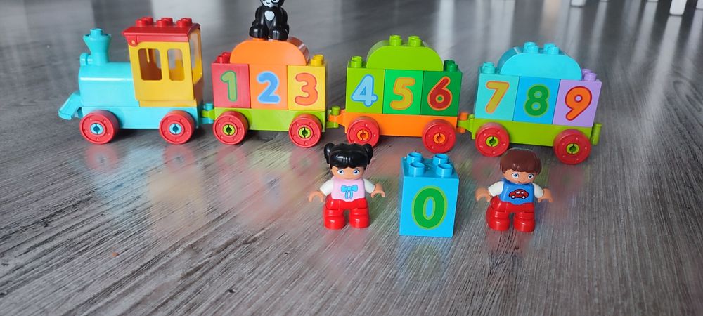 Duplo LEGO 10954 pociąg z cyferkami