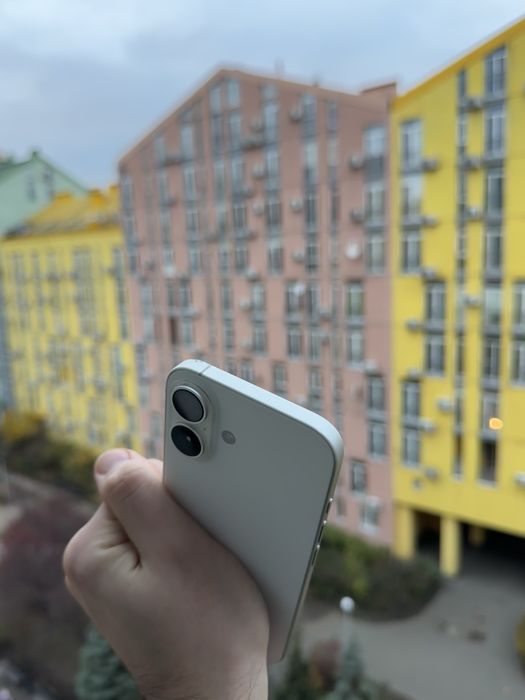 100% Аккум iPhone 16 128Gb White Neverlock Айфон