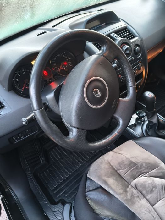 Продам Рено Меган 2