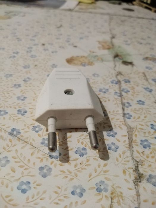 Vendo ficha novo para casa bom estado