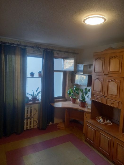 Сдам 1 к.квартиру по ул. В.Антоновича [низ.просп. А.Поля]