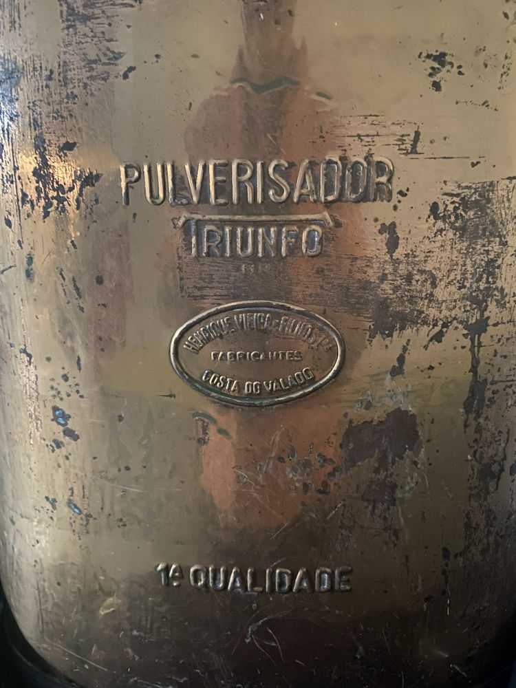 Pulverizador cobre antigo funcional