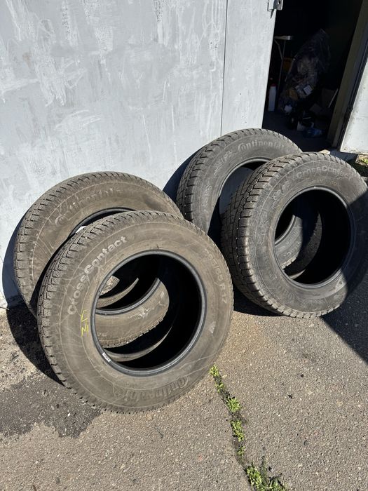 Continental Cross Contact Viking 265-65-R17
