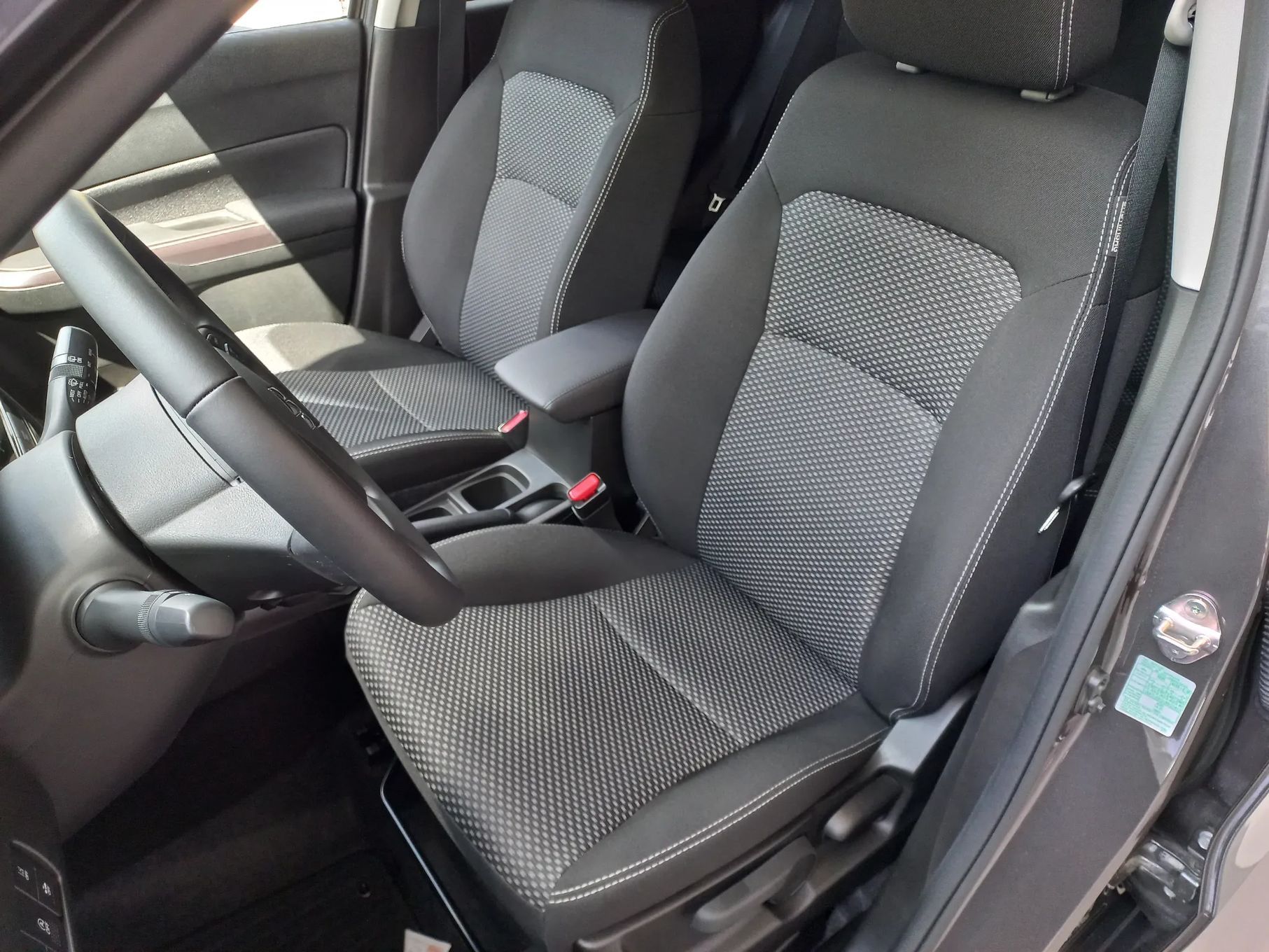Suzuki Vitara 1.4 129 KM, Premium Plus , FAKTURA 23%, Leasing, 2025 !!