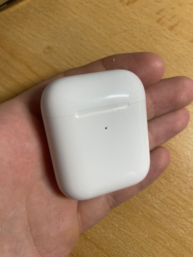 Etui ładujące Airpods 2 A1938