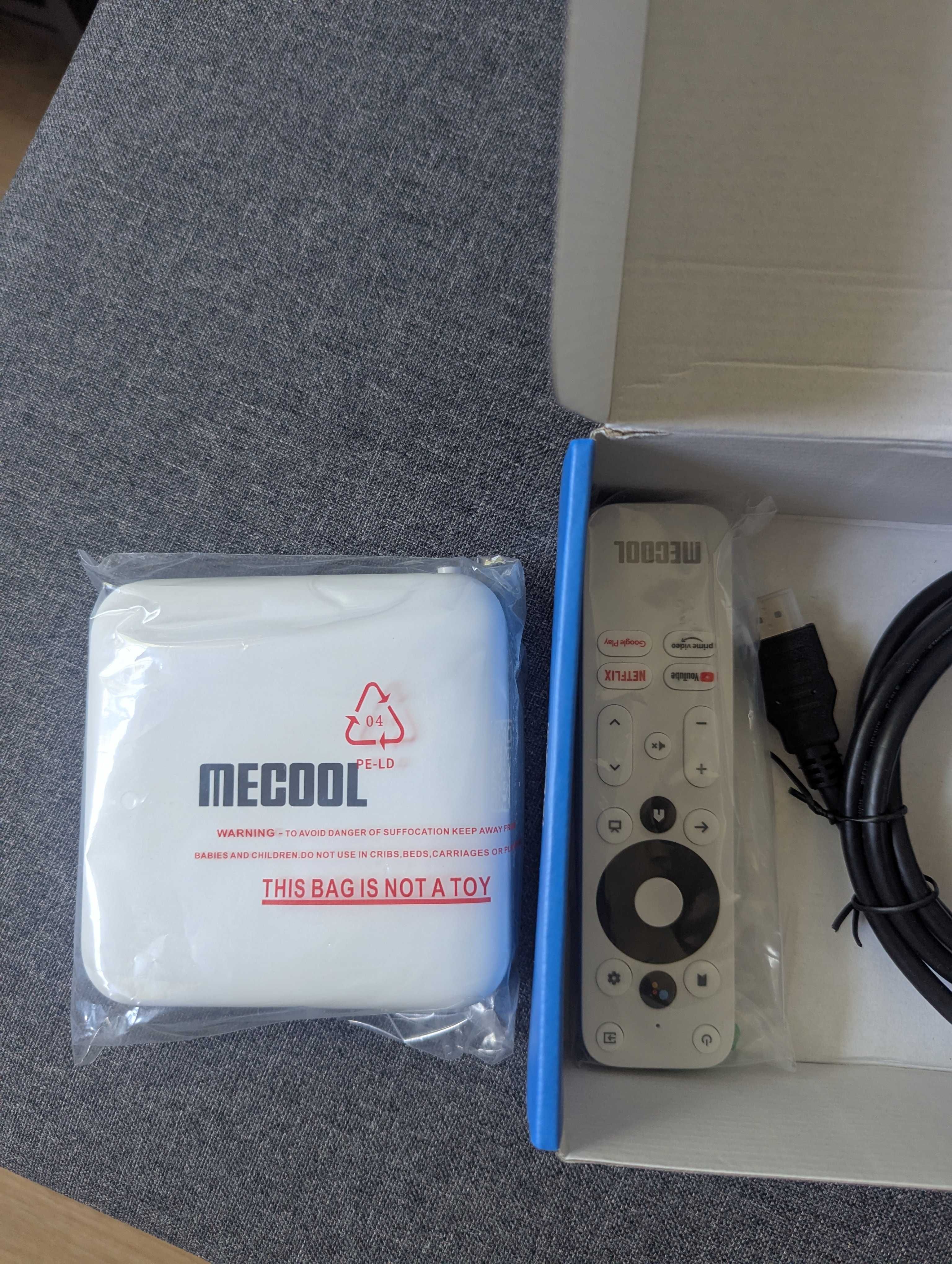 Vendo - Box Android Mecool KM2 - Nova - Tomada UK