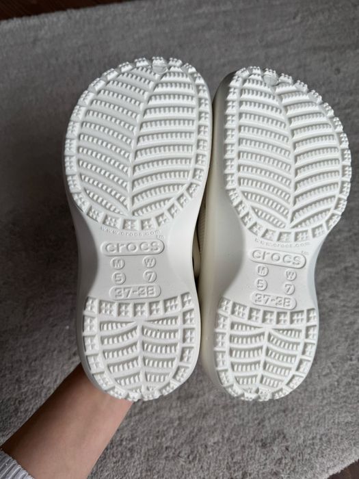 Сабо M5 W7 Crocs Classic Platform Clog шльопанці жіночі білі 23,5 см