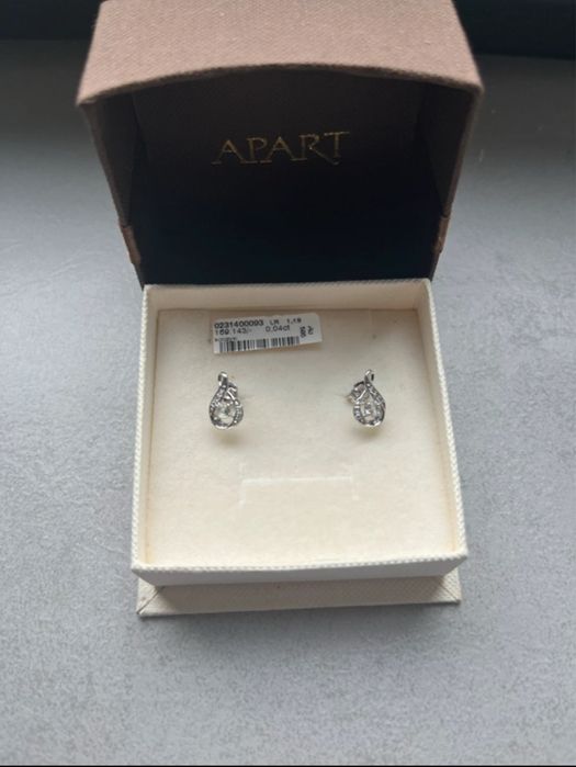 Apart kolczyki białe złoto z diamentami  topaz
