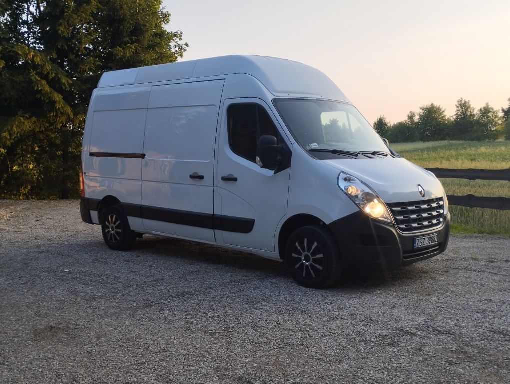 Wynajem busa/ Bus Giżycko / przeprowadzki/ transport/ wypożyczalnia
