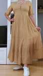 Sukienka M / 38 / 10 letnia wyszywana, beżowa / miodowa 100% Rayon