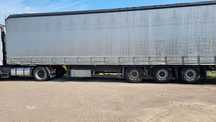 Schmitz Cargobull Varios Coilmulda  Schmitz Cargobull Varios Coilmulda Oddam cesje Leasingu
