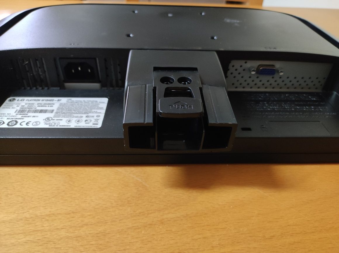 Monitor LG W1946S-BF
