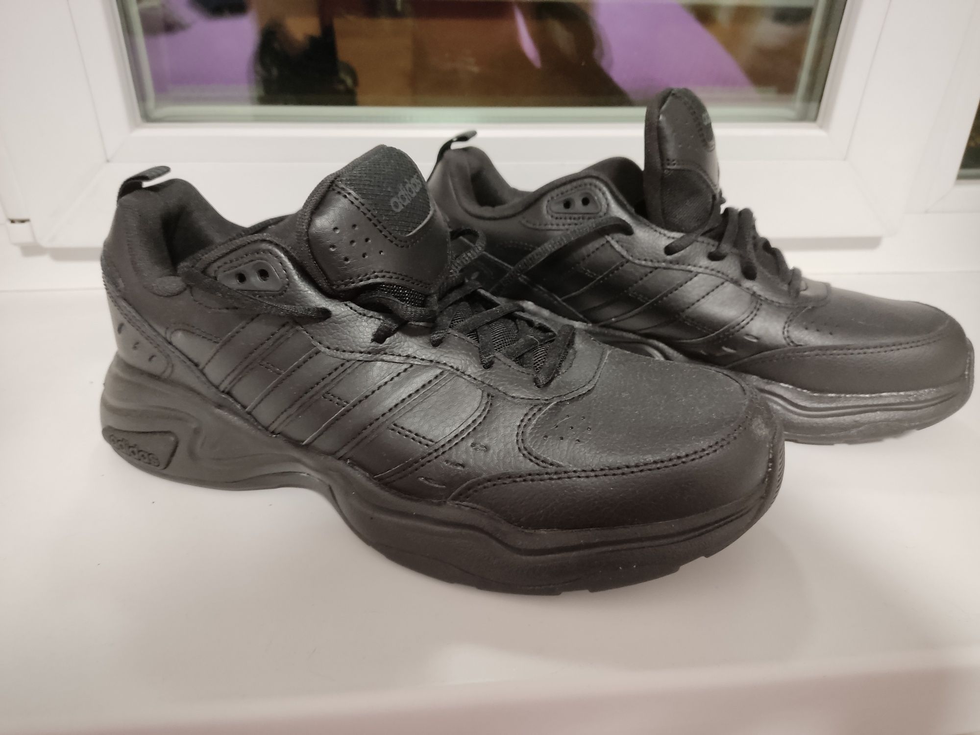 Кросівки adidas 43,5 на стопу 27,5 см