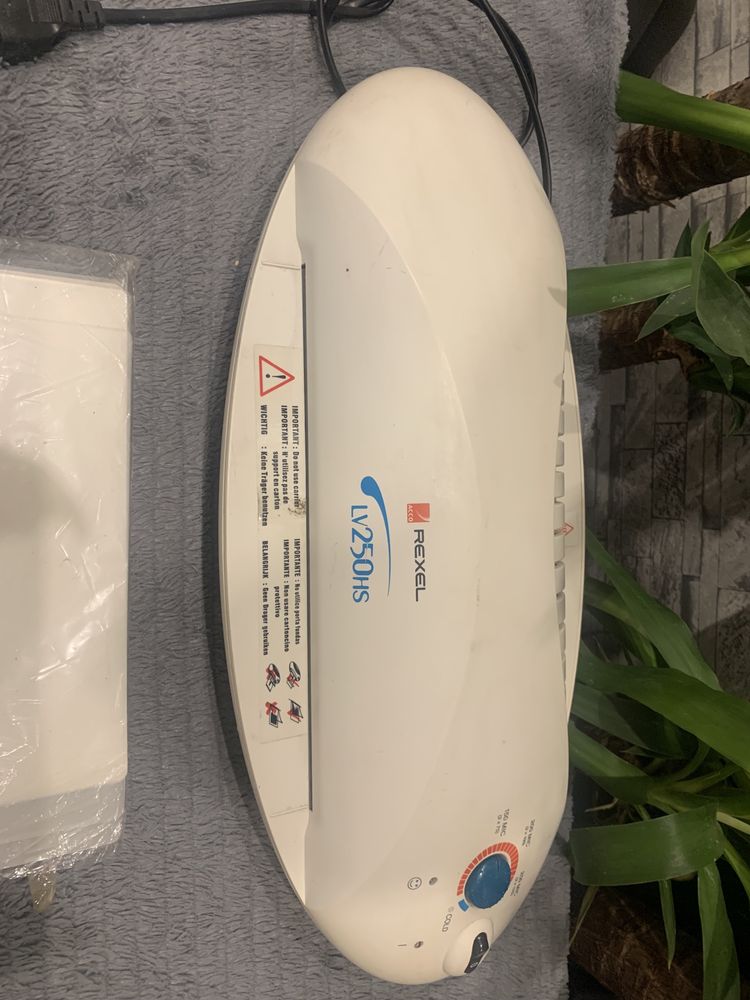Laminator Rexel Laminarka