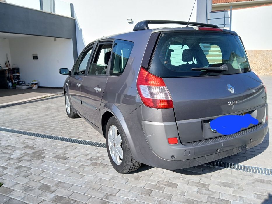 Renault Scenic 5+2 lugares diesel económica