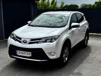 Тойота рав 4 дизель 2.2 сімейний надійний автомобіль
