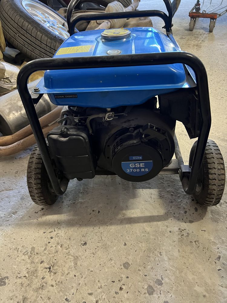 Продам генаратор gude gse 3700 rs