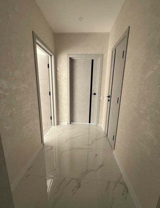 Новий Ремонт 1-кімн 3й пов., 40 кв.м. р-н Коновальця 7хв. ЦЕНТР_48999$