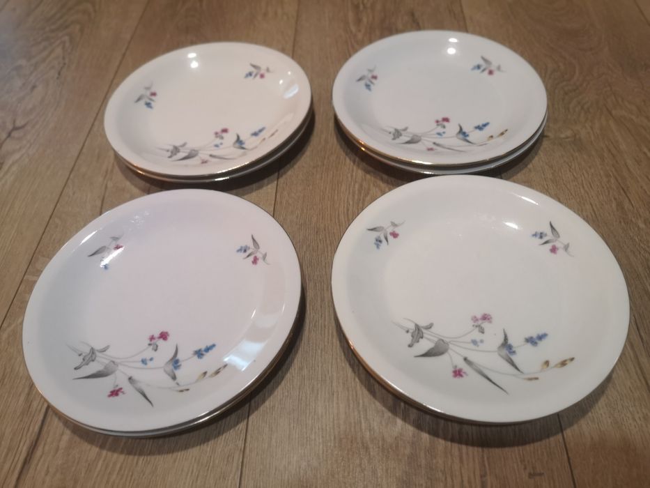 Zastawa stołowa stara