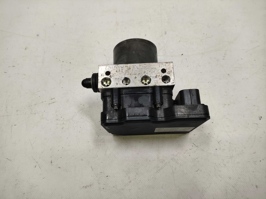 Pompa hamulcowa ABS Skoda Fabia 3 III VW Polo 6R OE