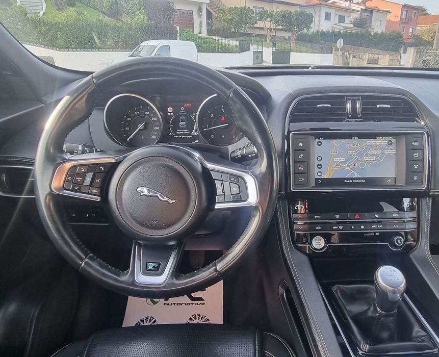 Jaguar F Pace 2.0d 180cv R -Sport