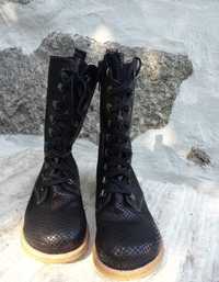 Bota cano roxo escuro 35