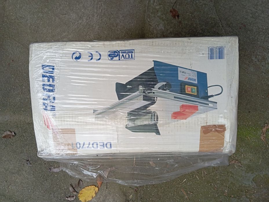 Przecinarka do glazury Dedra7701