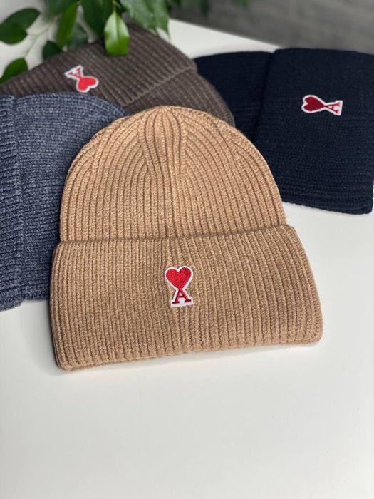 Жіноча шапка зимова сіра Вовняна з відворотом віскоза чорна/беж тепла