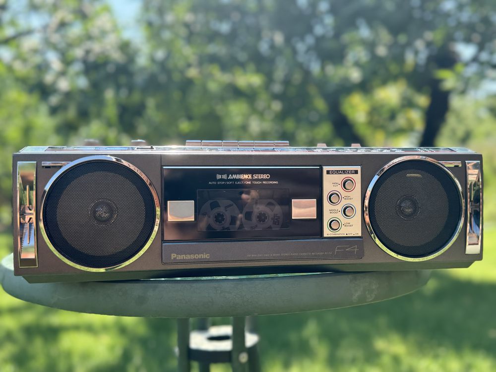 Продам магнитолу Panasonic RX-F4F