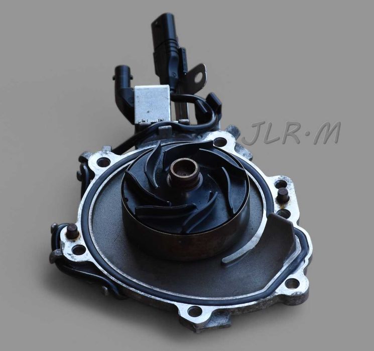 Land Rover Evoque 2 2.0d  L551 Pompa wody K4D3-8501-AB