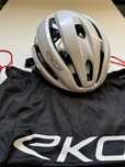 Nowy kask rowerowy ekoji crystal rozmiar M