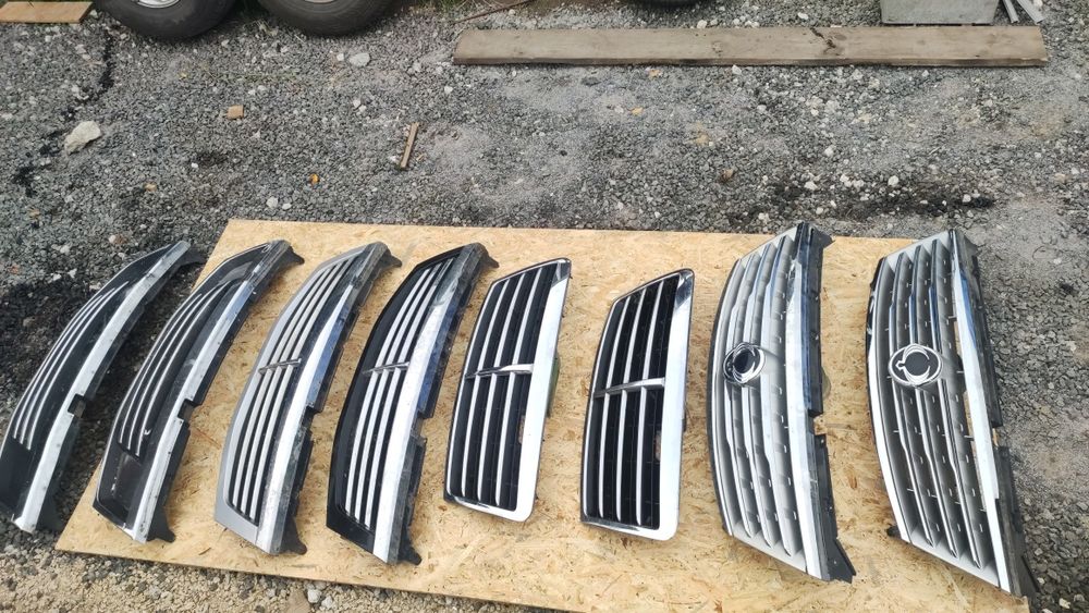 Решітка решотка радіатора санг йонг ssangyong rexton 1 2 3 W рекстон