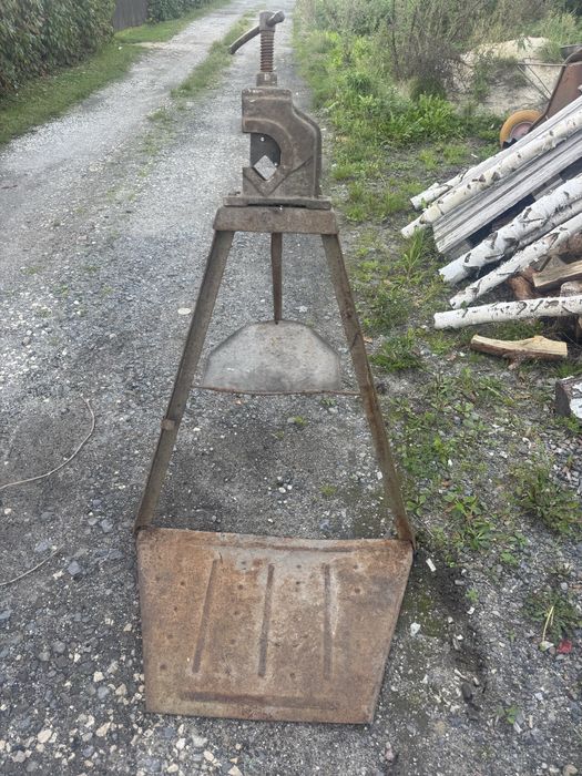 Imadło hydrauliczne