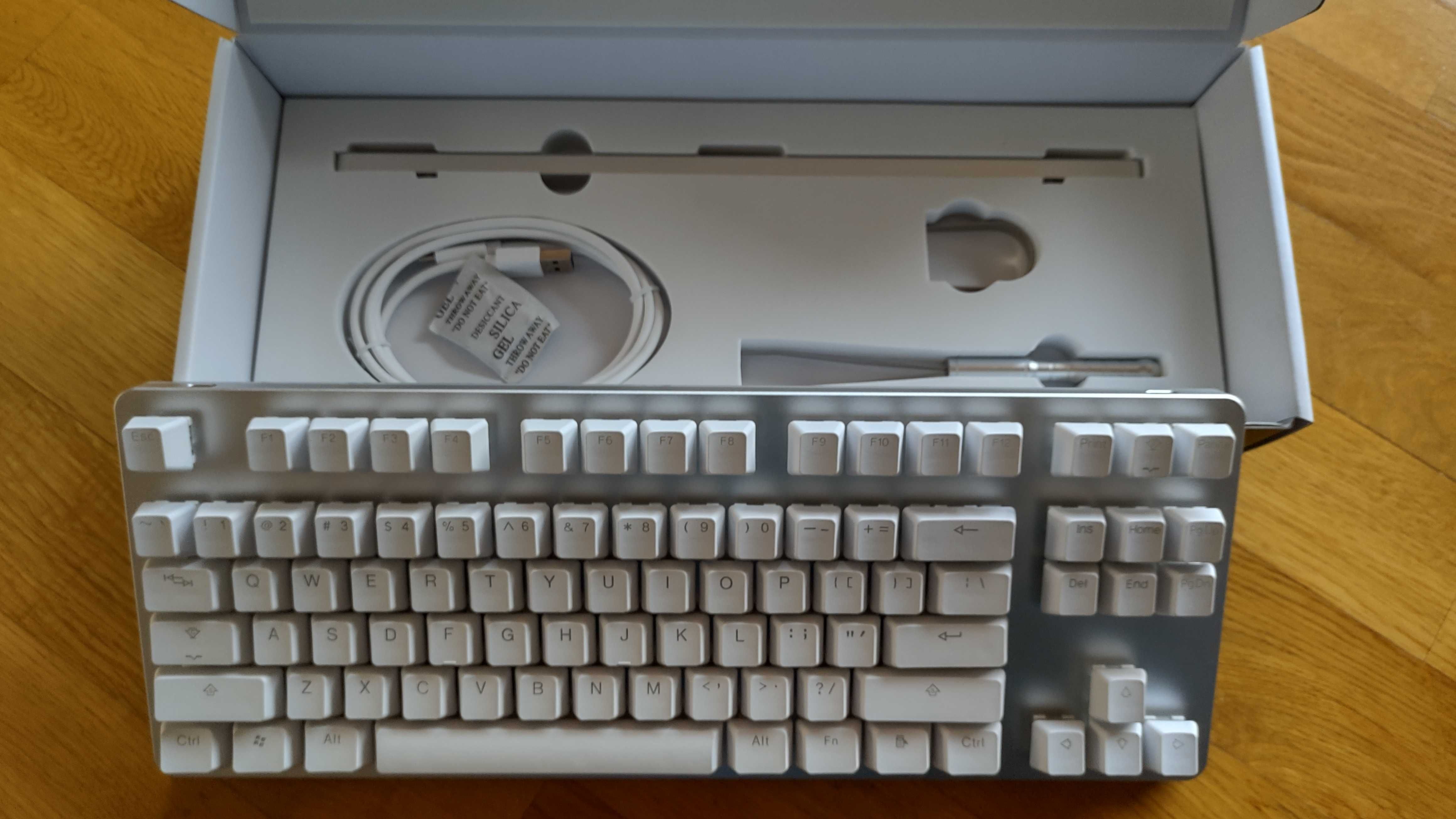 Klawiatura mechaniczna K-Type, Massdrop, RGB