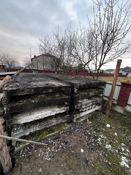 Продам бетонні п-подібні плити. Терміново!