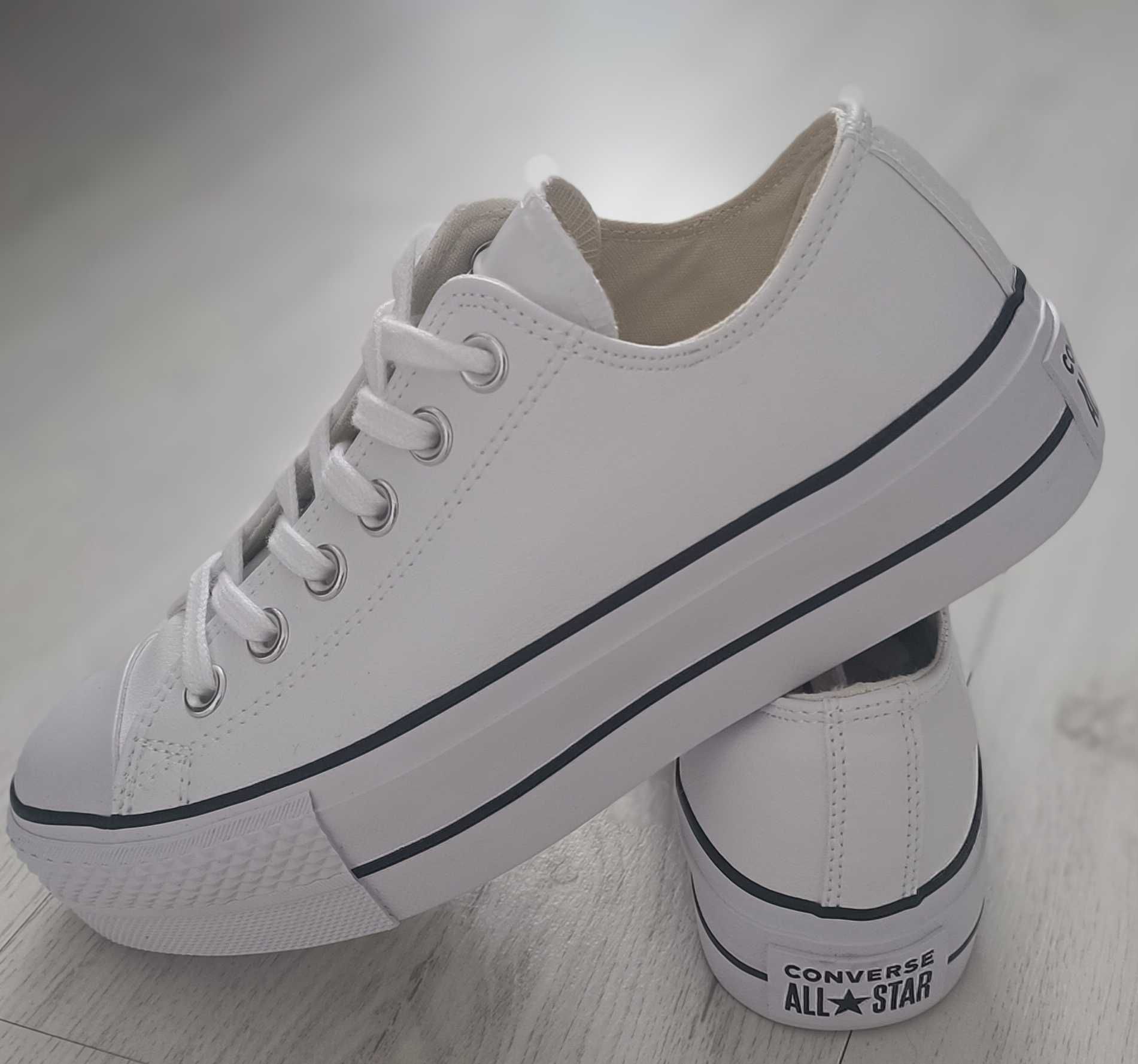 Converse
CHUCK TAYLOR ALL STAR LIFT CLEAN OX LEATHER - Branco - NOVOS