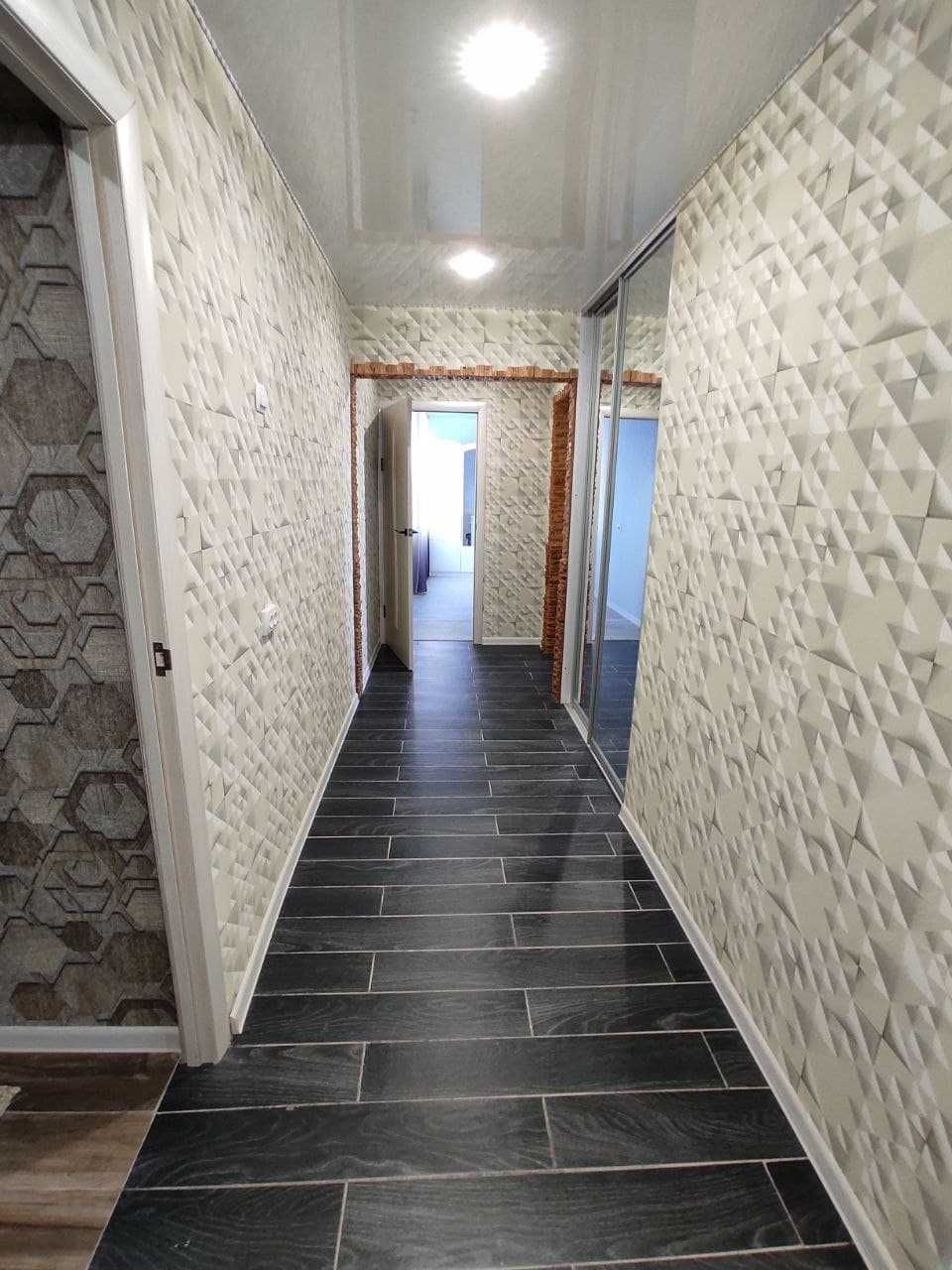 Продаж 3-кімн. квартири, 1-й мікрорайон