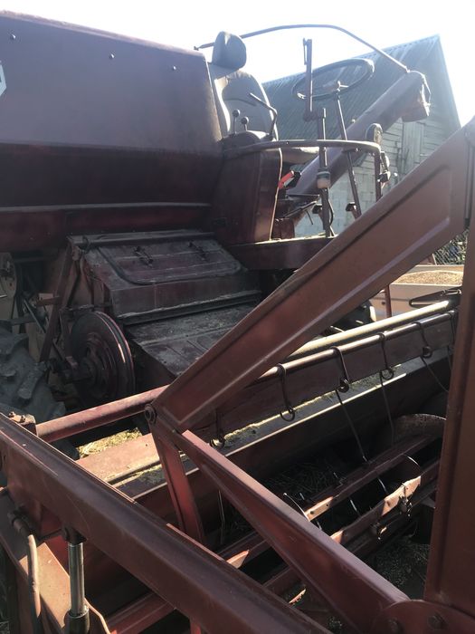 Зернозбиральний комбайн