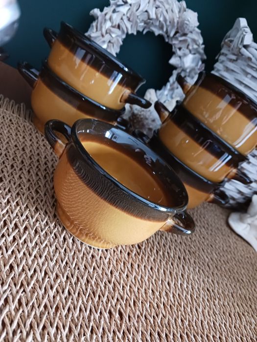 Zestaw miseczek z Pruszkowa porcelit