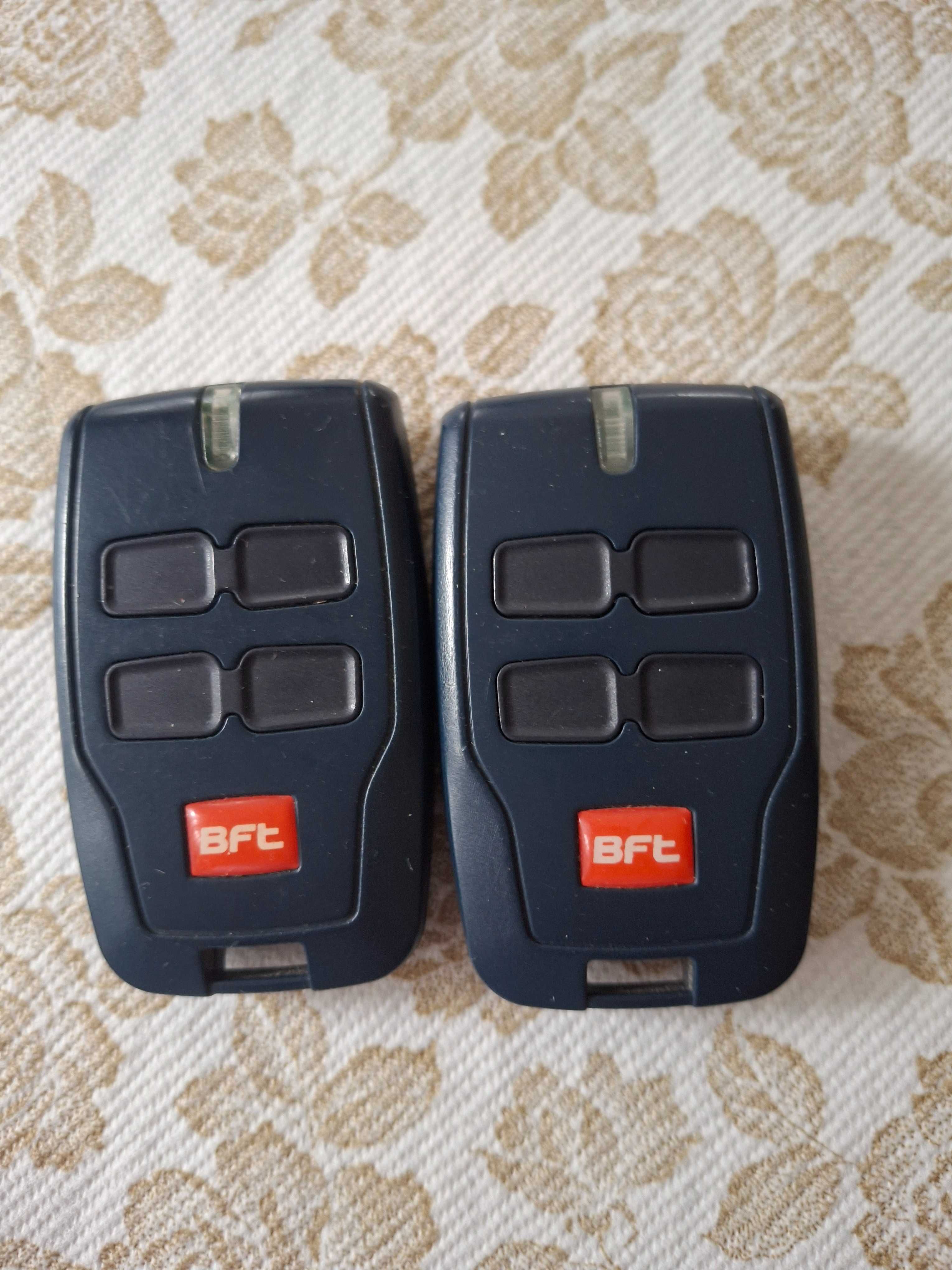 dwie bramy garażowe automatyczne na piloty MIGAS DOOR
