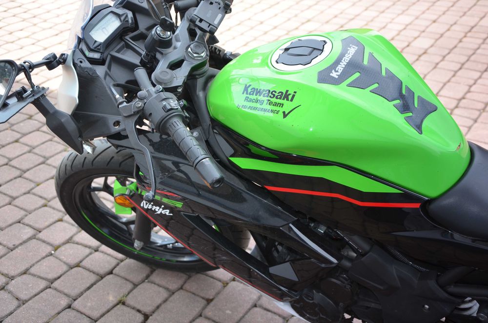 kawasaki ninja 125 rok 2021