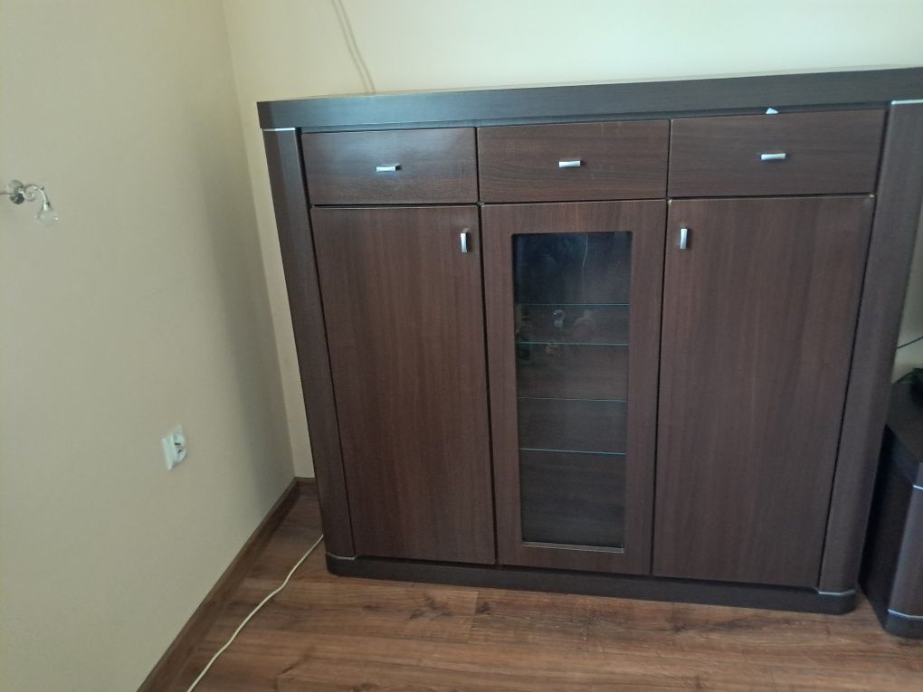 Meble do salonu z ladą wolnostojącąą
