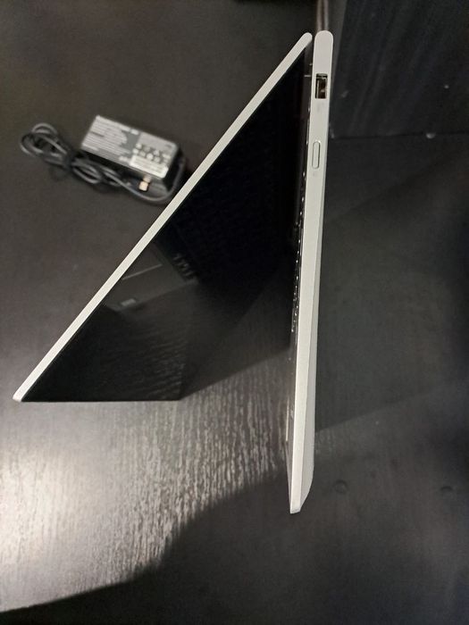 Lenovo Yoga 730-13IKB i5-8250U ноутбук трансформер.