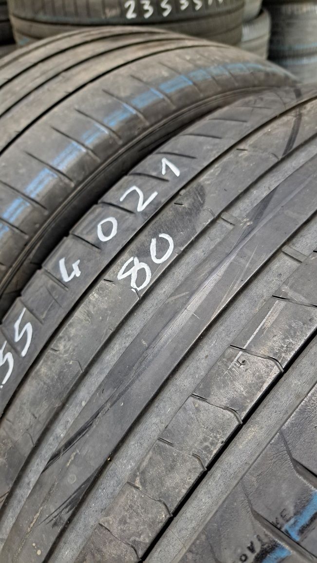 Pneus 255/40/21 pirelli