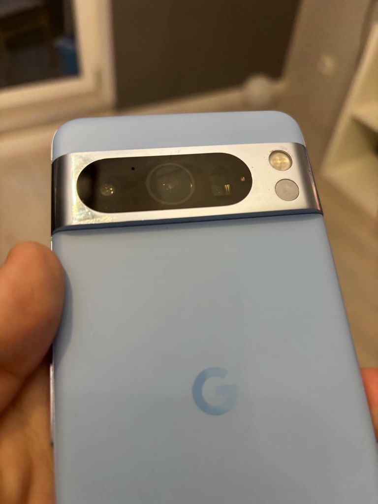 Google pixel 8 pro
