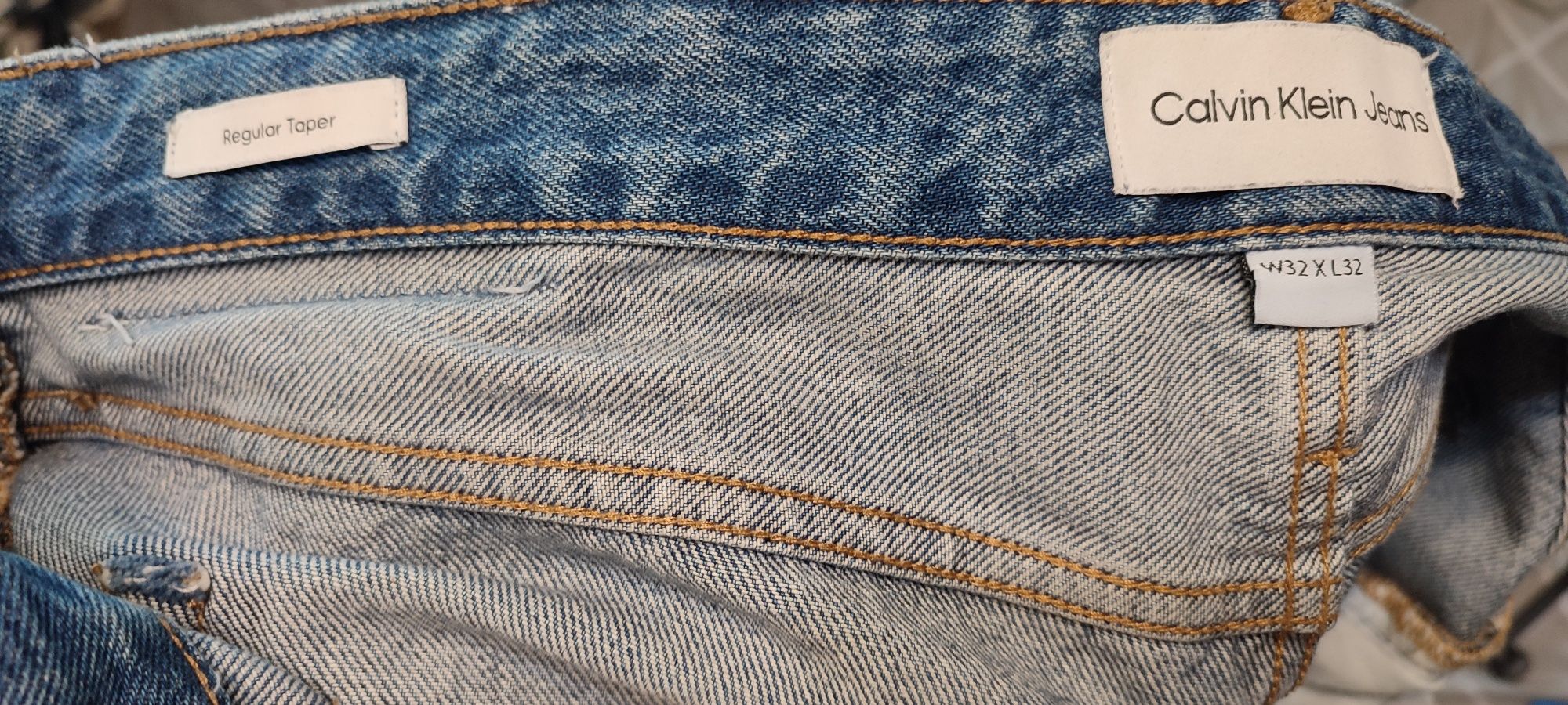 Чоловічі джинси Calvin Klein regular taper розмір 32