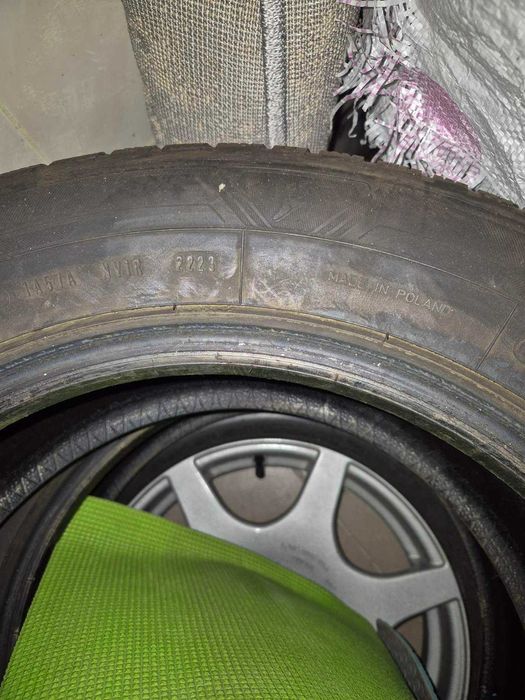 Зимові шини 235/55 r17