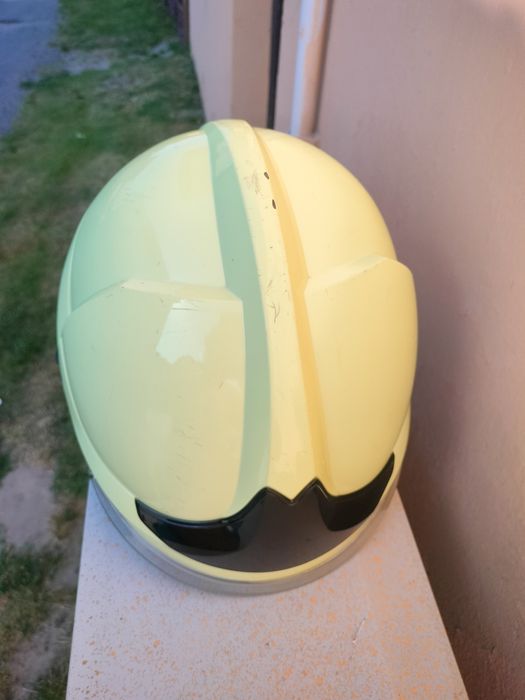 Hełm strażacki ,, MSA Gallet F1xf " / Rozmiar M /kolor luminescencyjny