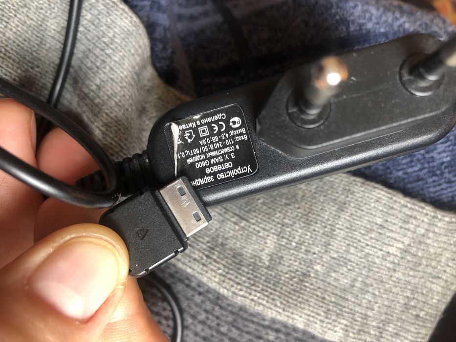 Зарядные устройства к мобильным кнопочным телефонам Самсунг